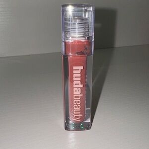 HUDA BEAUTY Gloss Bombshell